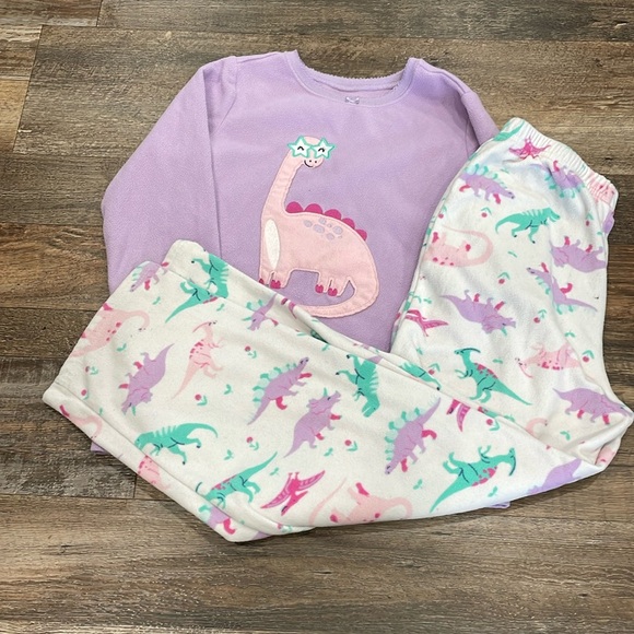 Bundle of 2 sets Carters Fleece Pajamas - Picture 2 of 3